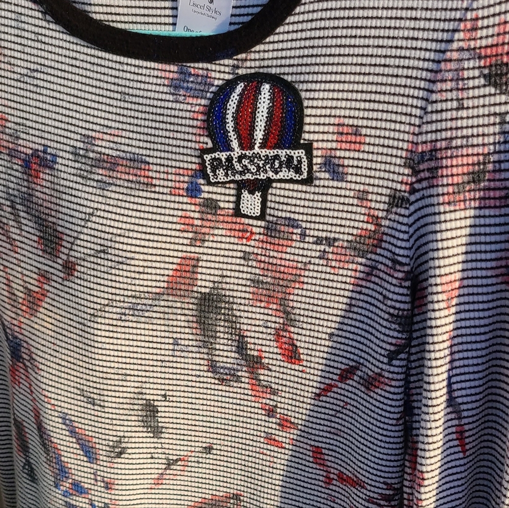 T-shirt Top Long Sleeve Size Medium Black White Stripes Hand Painted Embellished